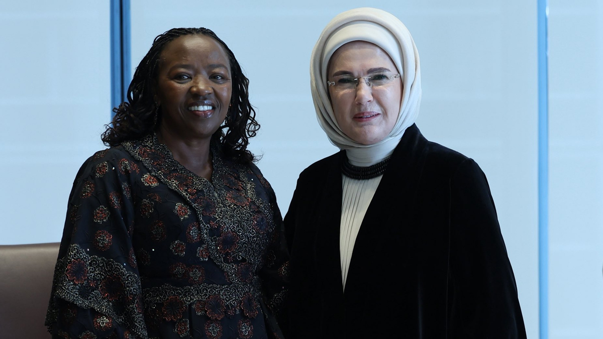Emine Erdoğan, Kenya Cumhurbaşkanı'nın eşi Rachel Ruto ile bir araya geldi