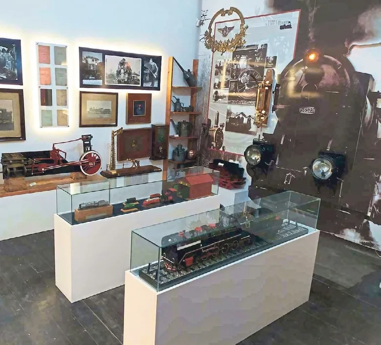 İzmir'de rayların hikayesi müzede yaşıyor! 170 yıllık tarih korunuyor