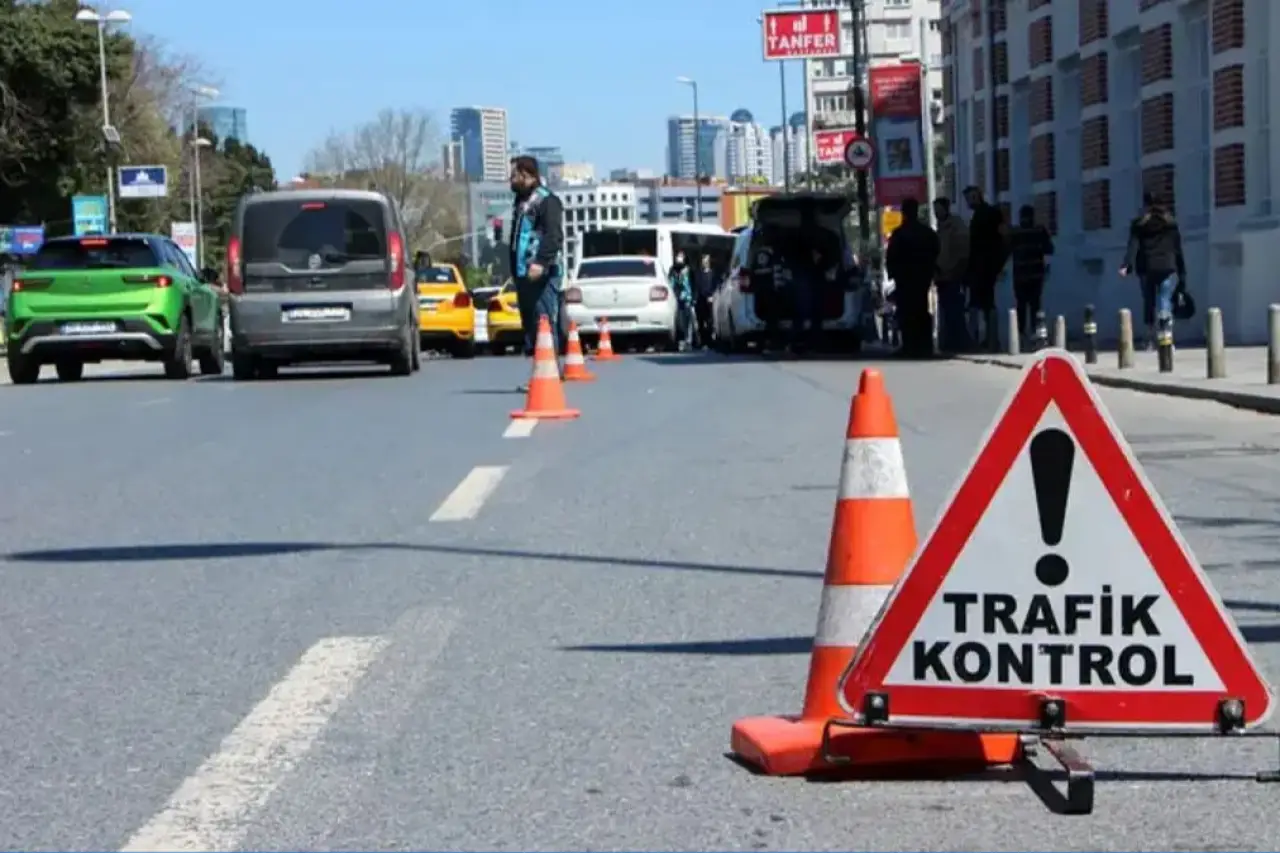 İstanbul’da yarın bazı yollar trafiğe kapanacak