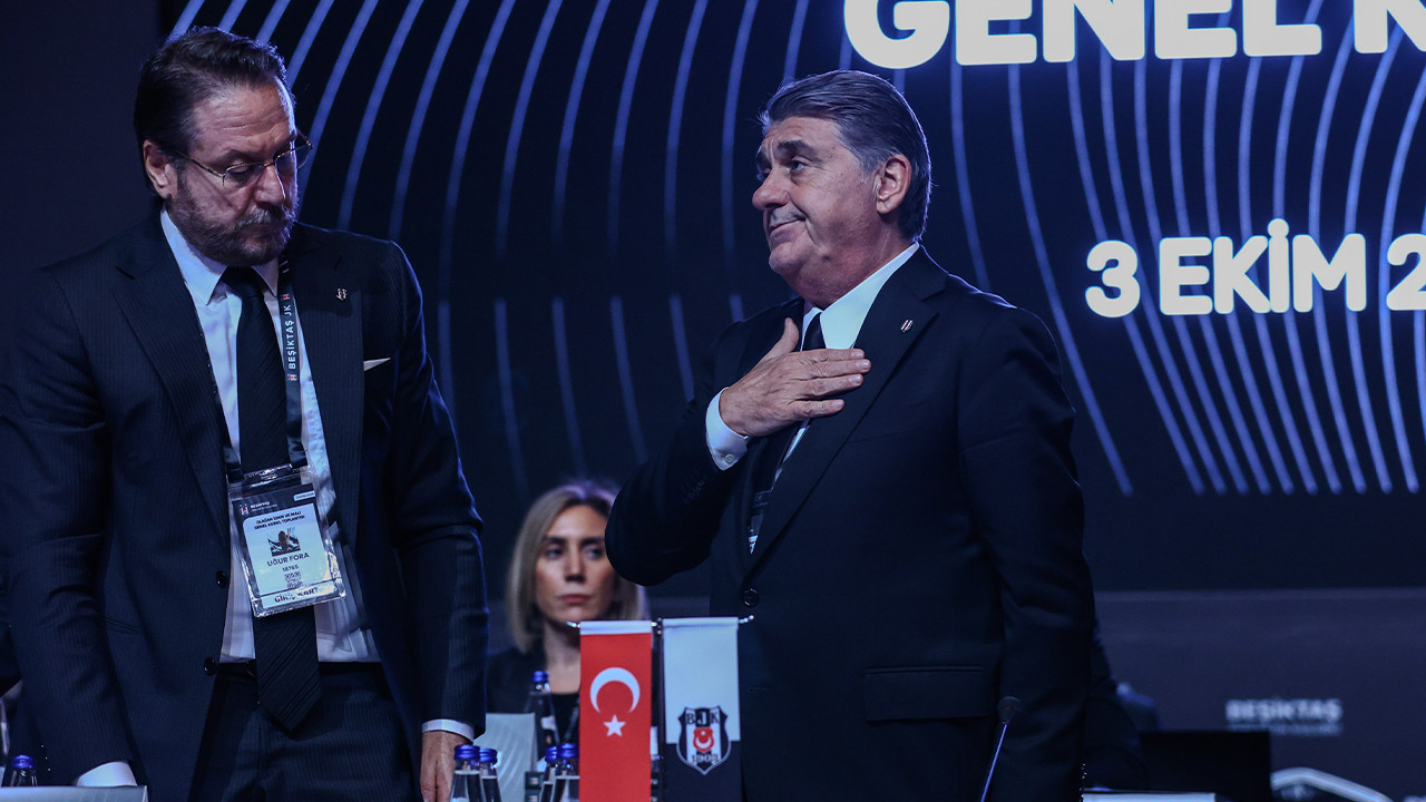 Beşiktaş'ta Serdal Adalı yönetimi ibra edildi