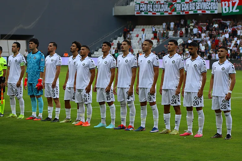 Altay'da kongre kararı tartışma yarattı