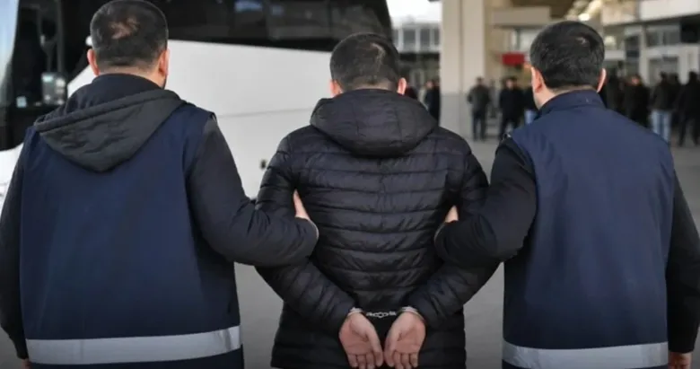 İzmir'de hastaneden kaçan hükümlü otogarda yakalandı