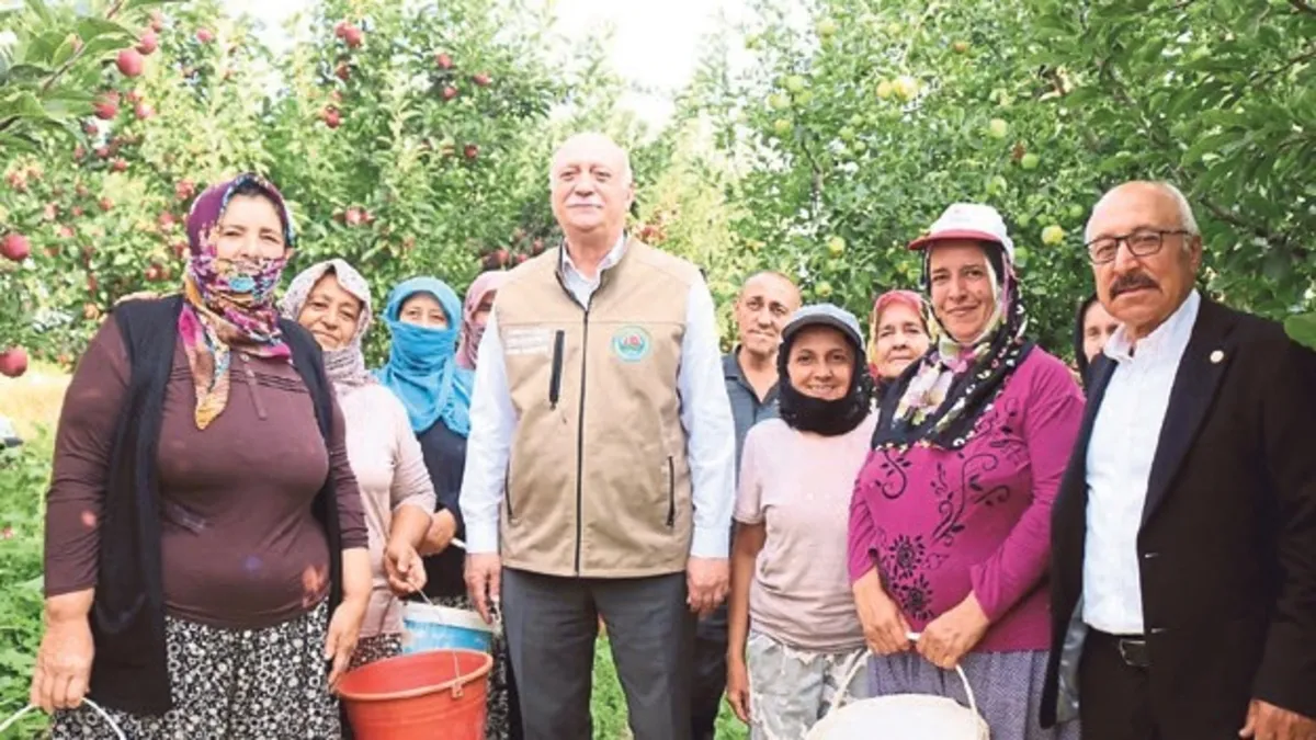 ‘Çivril elması iç ve dış pazarda talep görüyor