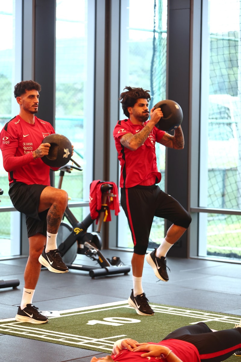 A Milli Futbol Takımı, Fransa maçının hazırlıklarına devam etti