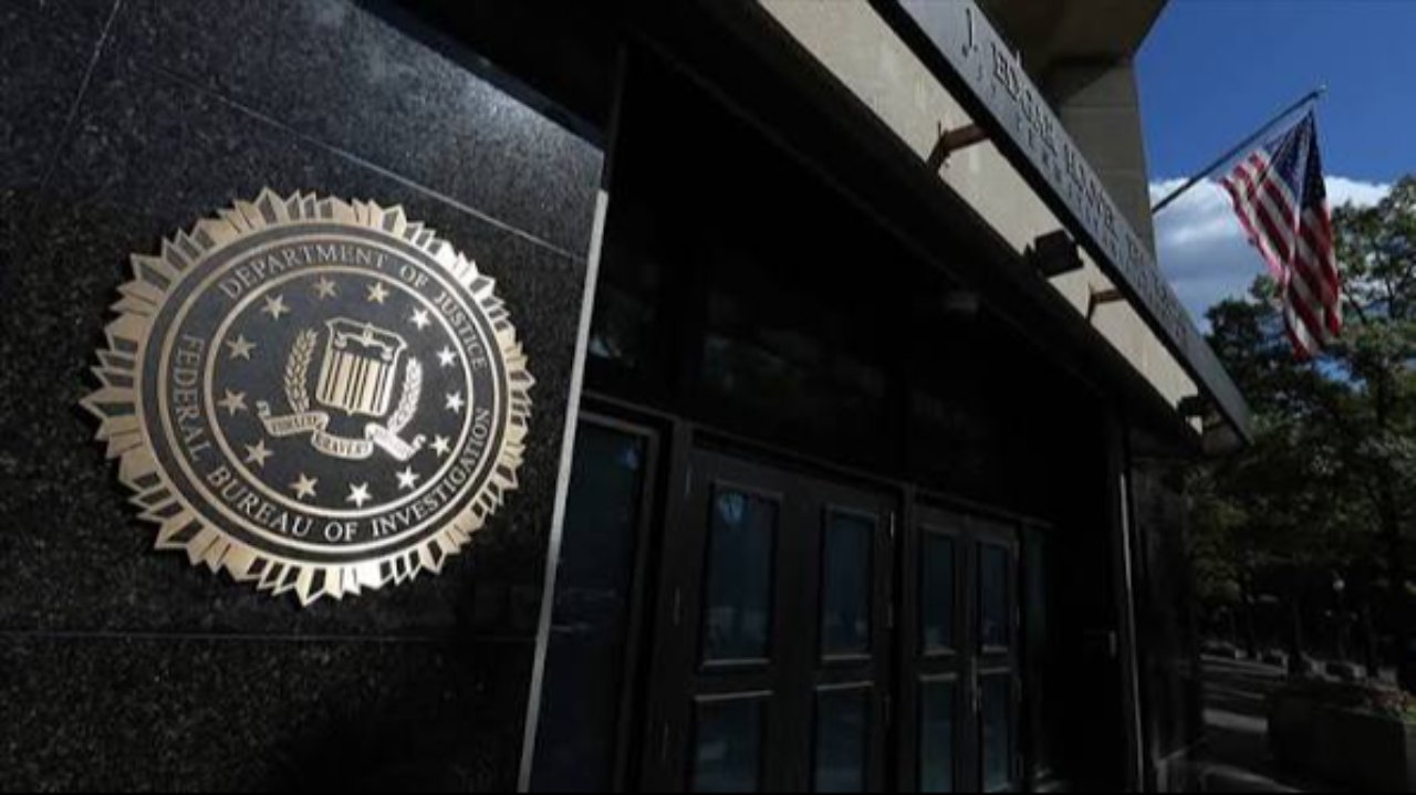 FBI'a siber darbe!