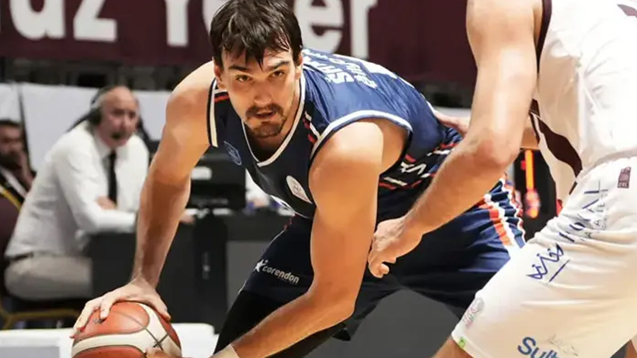 Anadolu Efes deplasmanda kazandı