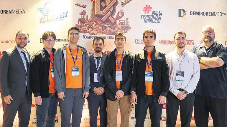 Küçükler robot, gençler yapay zekâ peşinde