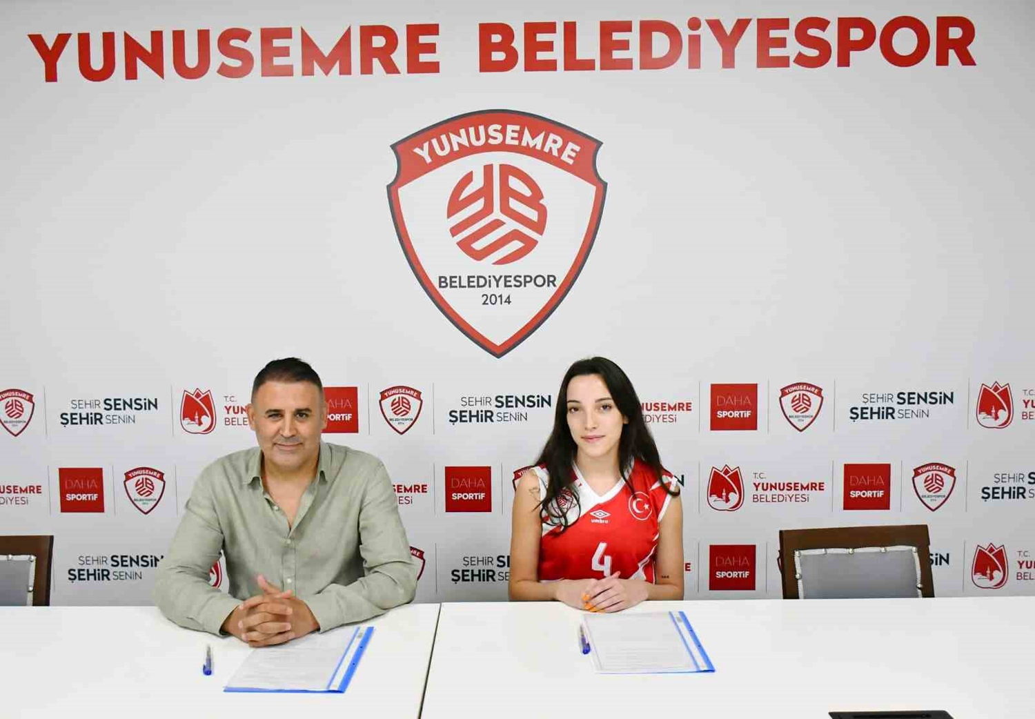 Yunusemre Belediyespor'dan savunmaya takviye