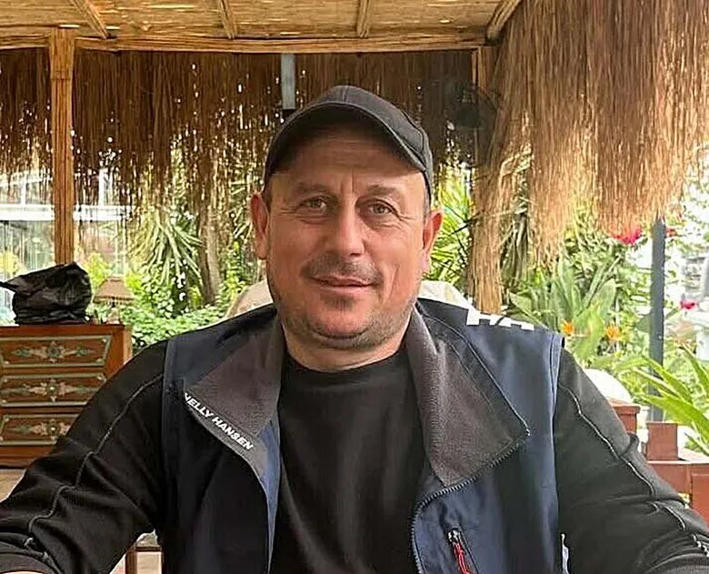 Muğla'da sevmek istediği deve dehşeti yaşattı! Ağır yaralandı...