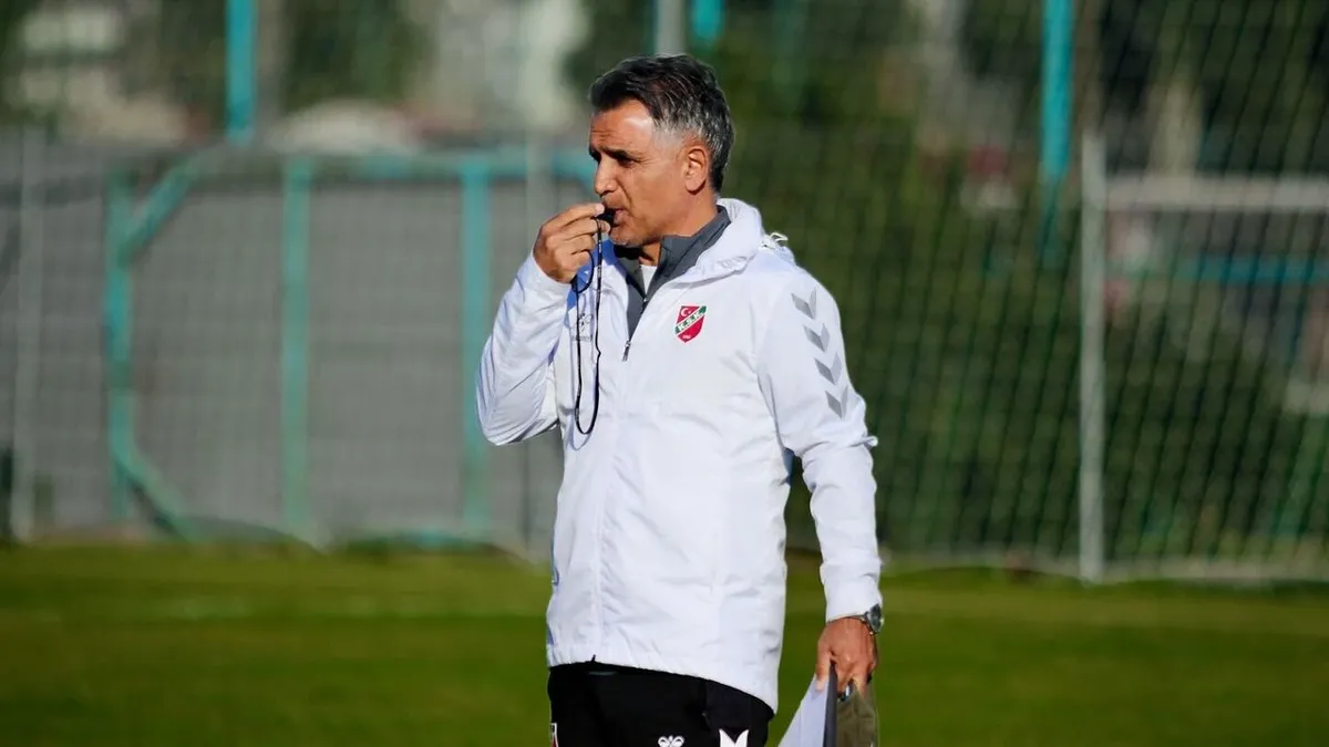 Karşıyaka’ya Basatemür sözü