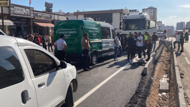 Mersin'de tankerin çarptığı yaya hayatını kaybetti