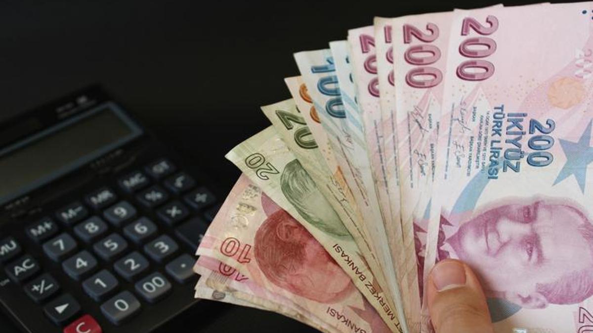 EMEKLİ MAAŞ ZAMMI ORANI OCAK 2027: En düşük emekli maaşı ne kadar olacak? SSK, Bağ-Kur emeklileri ne kadar, kaç TL zam alacak?