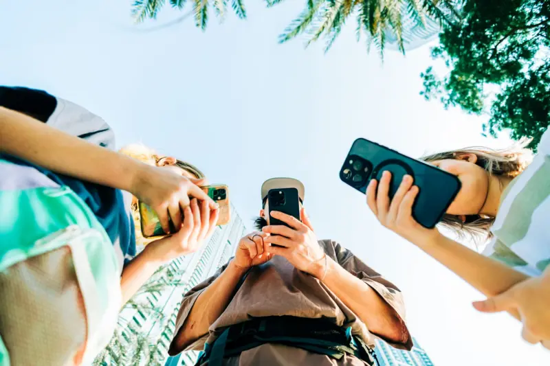 Akıllı telefonlar konuştuklarımızı dinliyor mu?