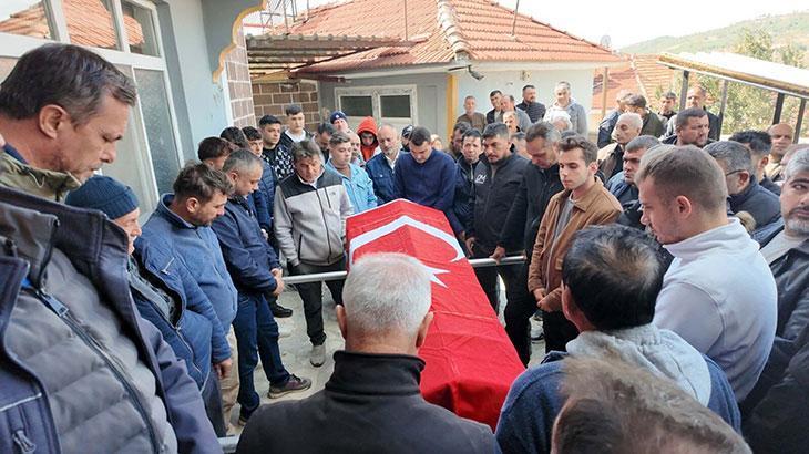 Soma'da maden kazası! Hayatını kaybeden 5 işçiden İsa Olcay son yolculuğuna uğurlandı