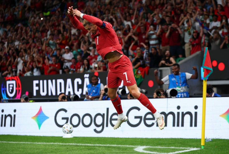 Cristiano Ronaldo'dan Felipe Melo'nun yorumlarına beğeni