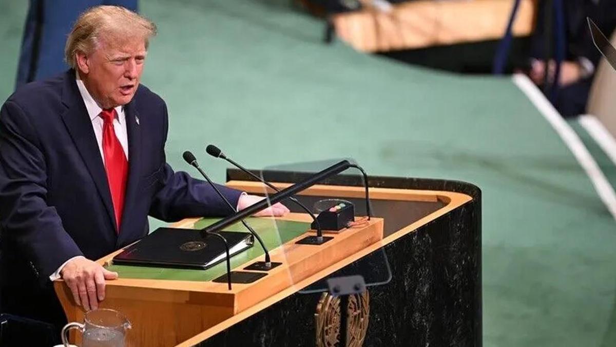 İran ile kritik temas! Trump açıkladı: "Önlerinde iki seçenek var!"