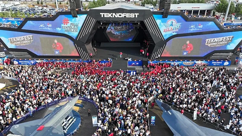 Madenciliğin geleceği TEKNOFEST'te! Genç mühendislerden Türkiye'nin yer altı zenginlikleri için yarış