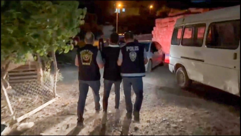 Mersin'de gazinolara yönelik operasyonlarda 22 kişi tutuklandı