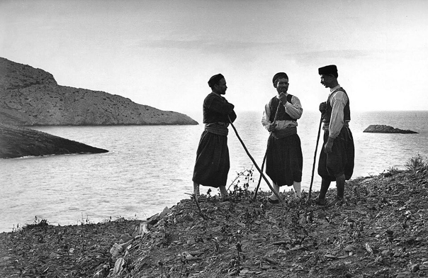 İzmir demek, biraz da Homeros demek-1