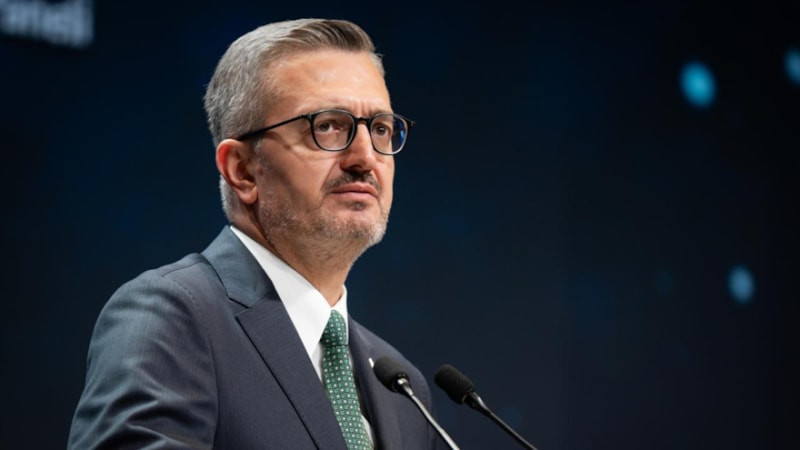 Burhanettin Duran: Fon piyasalarındaki sorun finansal sisteme risk oluşturmuyor