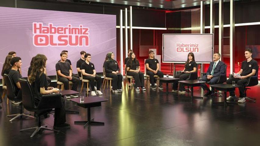 Bakan Tekin'den Demirören Medya'ya teşekkür: "Bu projeyi çok önemsiyoruz"