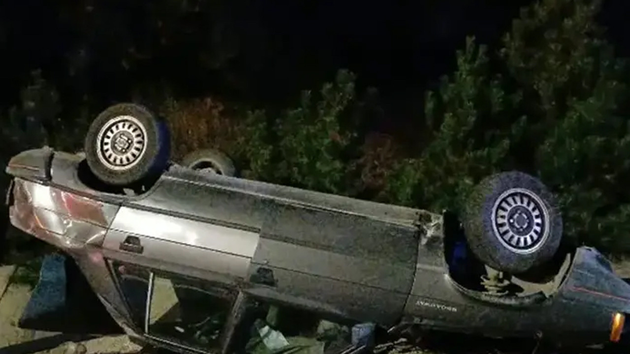 Çorum’da iki otomobil çarpıştı: 3 yaralı