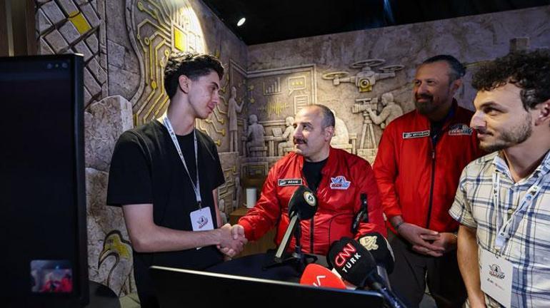 Şanlıurfa’ya Teknofest akını! Varank: Gençler gelecekte çığır açıcı işler yapacak