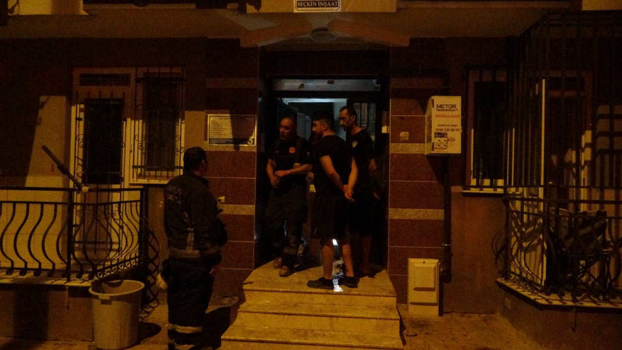Oğlunu aramaya gitti, evinden haber geldi!