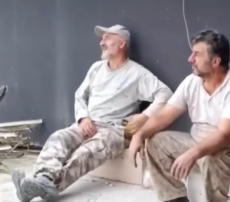 Yeğeni inşaatta görüntülendi! Tek cümlelik miras açıklaması