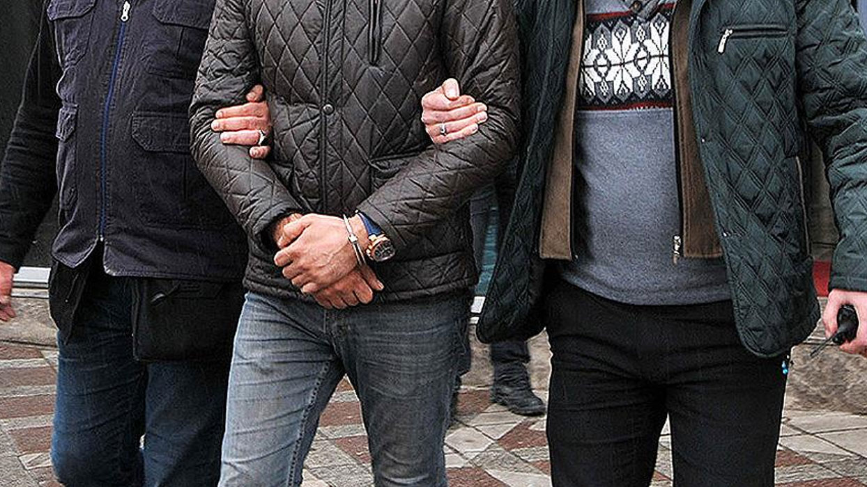 Firari FETÖ'cüler kaçarken yakalandı