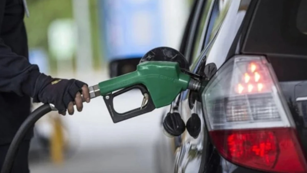 Motorine indirim geliyor: Pompaya yansıyacak