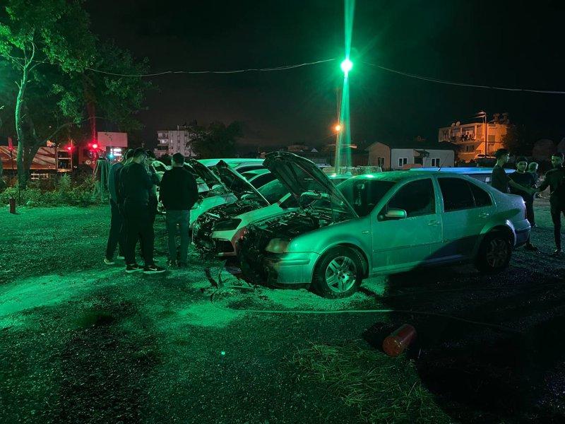 Antalya'da kundaklama... Benzin bidonuyla gelip 6 aracı ateşe verdi