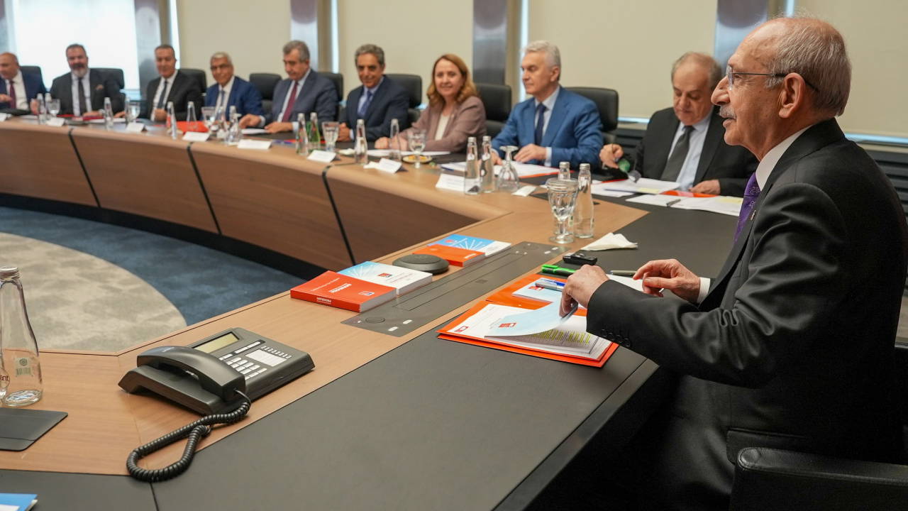 CHP MYK yarın toplanıyor: İstanbul İl Başkanının atanması bekleniyor