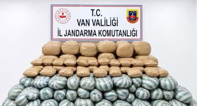 Van'da narkotik operasyonu: 517 kg uyuşturucu madde ele geçirildi