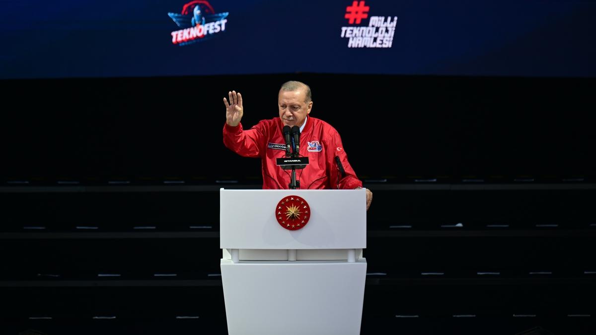TEKNOFEST'te gençlere net mesaj! Cumhurbaşkanı Erdoğan: Türkiye'nin geleceği emin ellerde