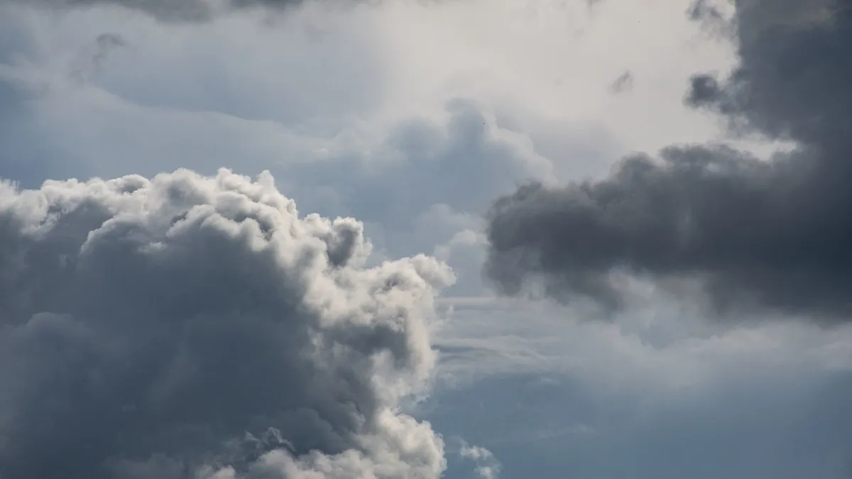 Hafta sonundan itibaren yağışlı hava etkisini kaybediyor! Meteoroloji'den 4 ile fırtına uyarısı