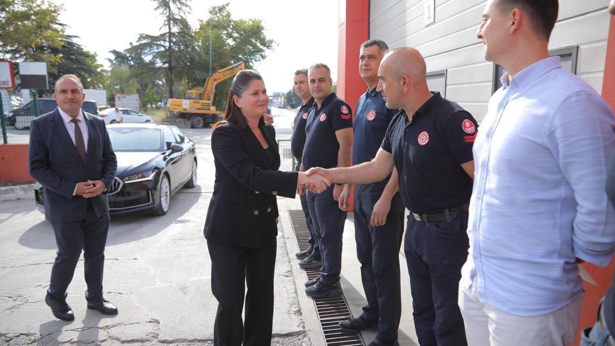 Edirne Belediye Başkanı Gencan itfaiye personeliyle buluştu