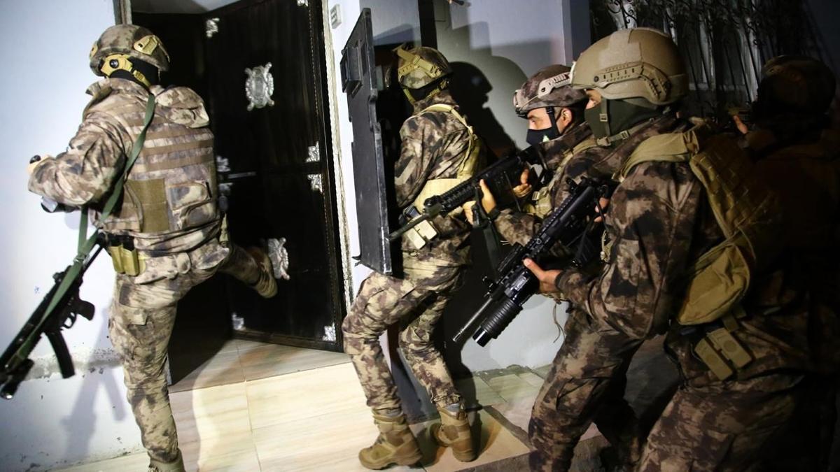 DEAŞ'ın finans ve propaganda ağına darbe: 28 ilde 83 gözaltı