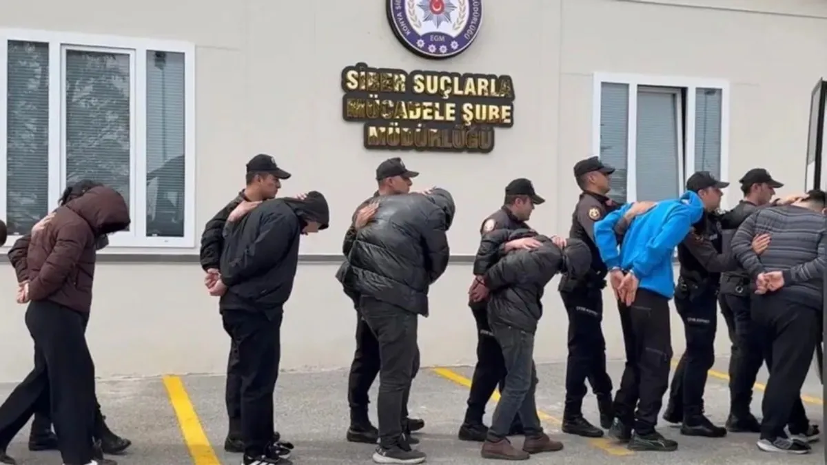 Kendilerini polis olarak tanıttılar, doktoru 12 saat beklettiler! Konya'da 8 milyon liralık dolandırıcılığın detayları ortaya çıktı