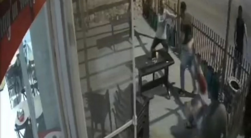 Edirne'de lokanta işleten çiftin darbedildiği anlar kamerada
