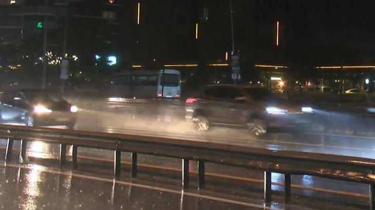 İstanbul'da yağış etkili oldu
