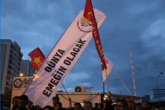 Tanrıkulu'ndan direnişteki Diyarbakır Şehir Hastanesi inşaatı işçilerine ziyaret