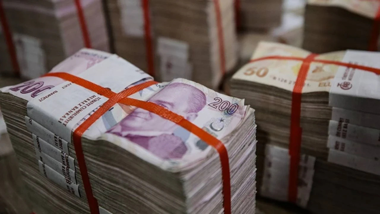 Hazine’nin 3 aylık borçlanma planı açıklandı: 630,7 milyar liralık iç borçlanma öngörülüyor