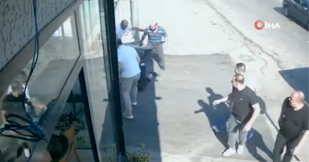 Eşiyle yolda yürürken silahlı saldırıya uğradı