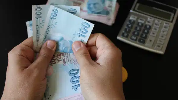 Çalışanların alacağı tazminatlar değişiyor: Kıdem ve ihbar ödemeleri ne kadar olacak?