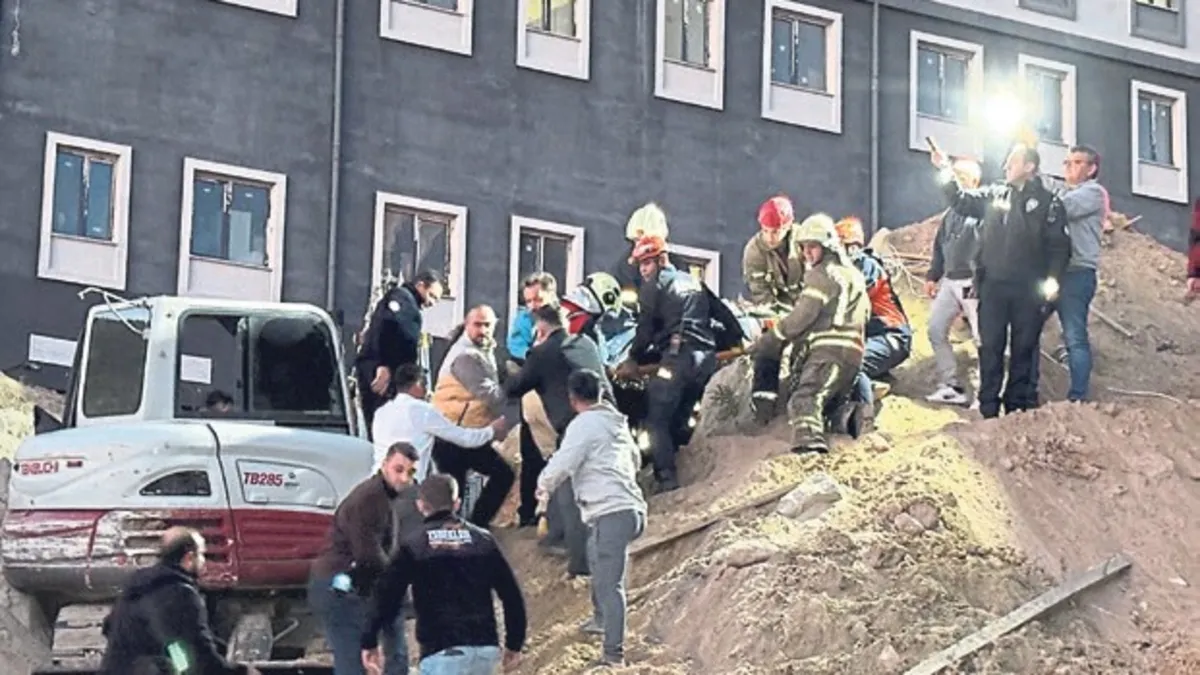 ÇOMÜ Yerleşkesi’nde toprak kayması