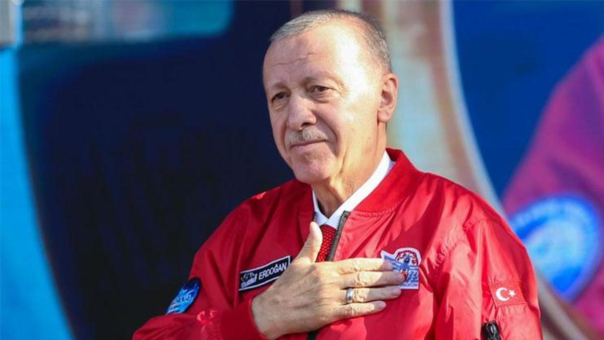 SON DAKİKA... Cumhurbaşkanı Erdoğan'dan TEKNOFEST Güneydoğu'da açıklamalar: Türkiye'nin geleceği emin ellerde