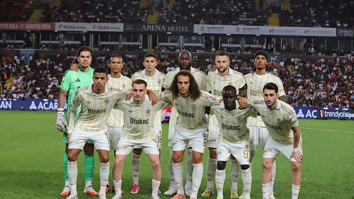 Fenerbahçe'nin yıldızına sürpriz çağrı! "Kollarını açarak karşılayacaklar"