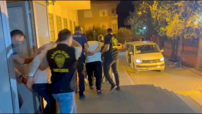 Mersin'de gazinolara yönelik operasyonlarda 22 kişi tutuklandı