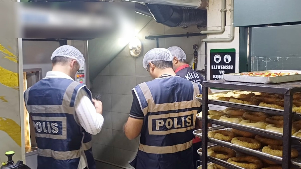 İçişleri Bakanlığı: Piyasa değeri yaklaşık 61 milyon TL olan taklit ürün ele geçirildi